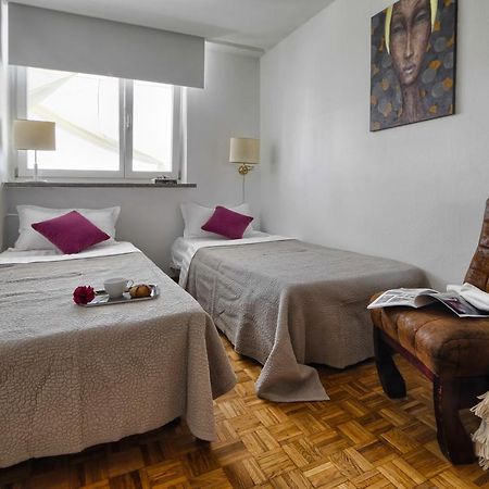 V Ajax Warsaw Bed&Breakfast Rooms المظهر الخارجي الصورة