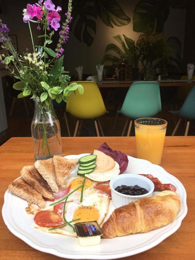 V Ajax Warsaw Bed&Breakfast Rooms المظهر الخارجي الصورة
