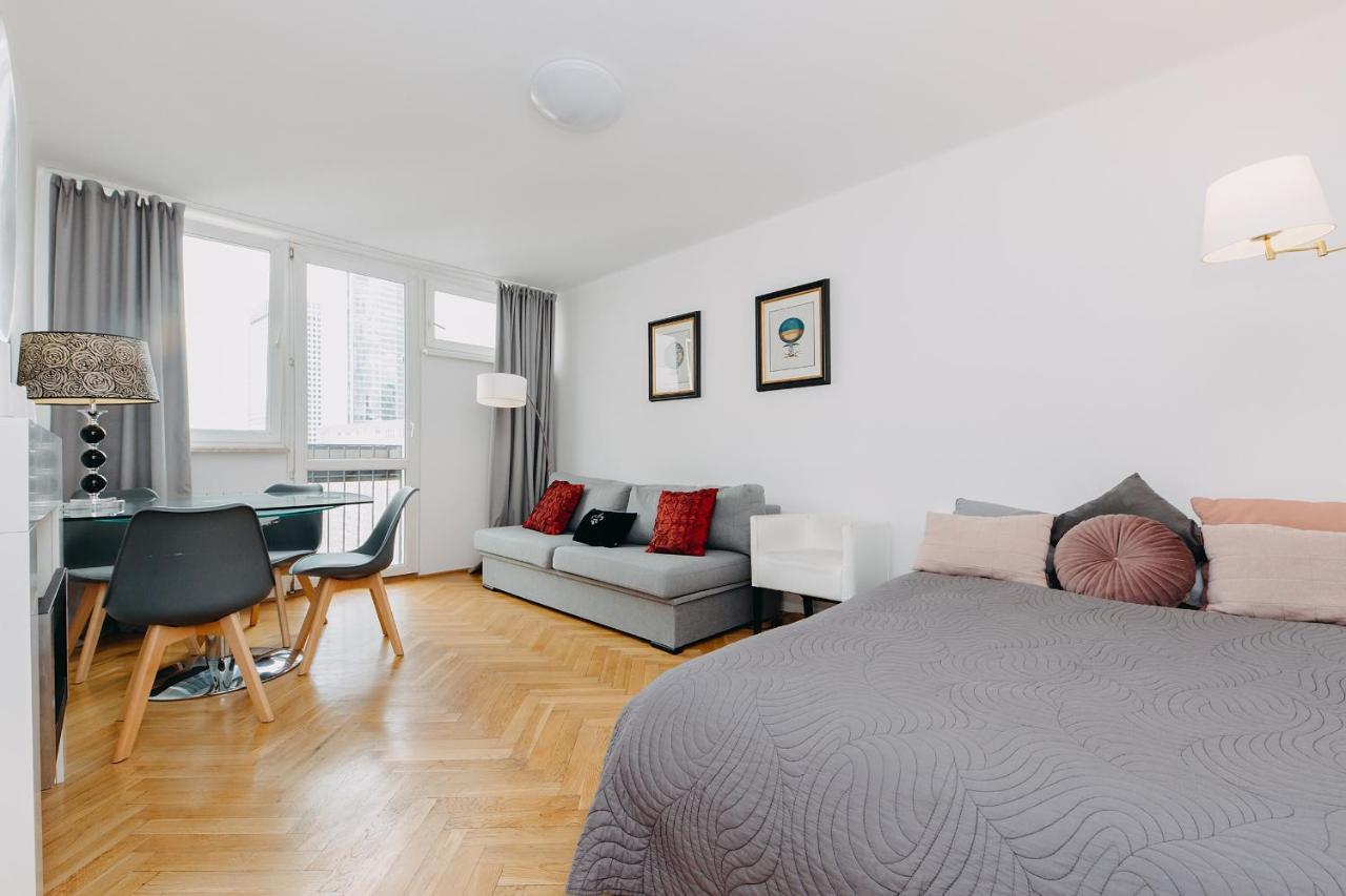V Ajax Warsaw Bed&Breakfast Rooms المظهر الخارجي الصورة